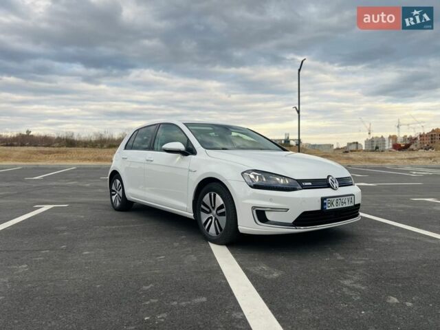 Белый Фольксваген e-Golf, объемом двигателя 0 л и пробегом 109 тыс. км за 9000 $, фото 21 на Automoto.ua
