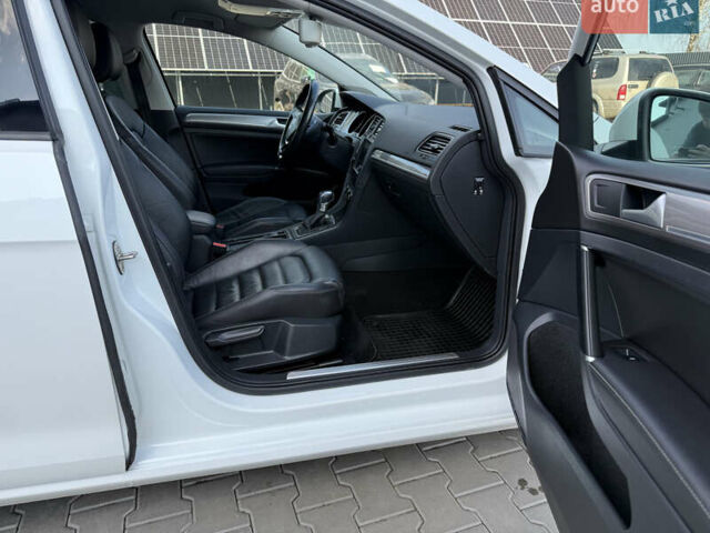 Білий Фольксваген e-Golf, об'ємом двигуна 0 л та пробігом 80 тис. км за 9800 $, фото 46 на Automoto.ua