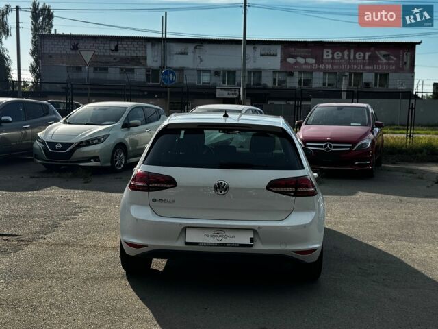 Білий Фольксваген e-Golf, об'ємом двигуна 0 л та пробігом 159 тис. км за 8500 $, фото 8 на Automoto.ua