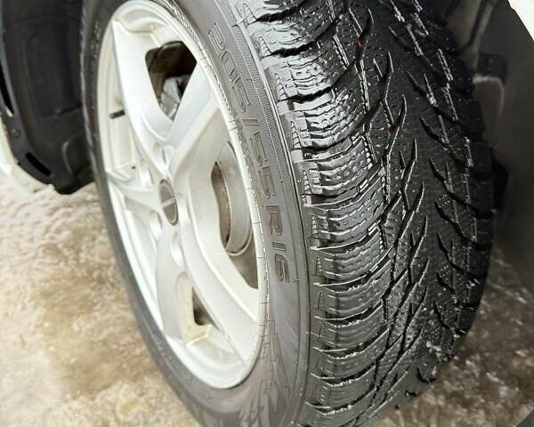 Белый Фольксваген e-Golf, объемом двигателя 0 л и пробегом 80 тыс. км за 10500 $, фото 16 на Automoto.ua