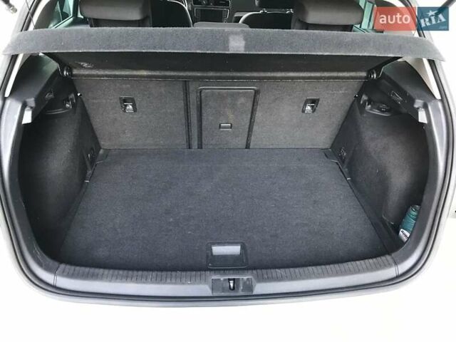 Белый Фольксваген e-Golf, объемом двигателя 0 л и пробегом 136 тыс. км за 9500 $, фото 15 на Automoto.ua