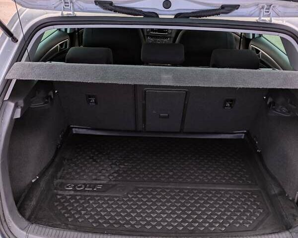 Білий Фольксваген e-Golf, об'ємом двигуна 0 л та пробігом 128 тис. км за 8300 $, фото 2 на Automoto.ua