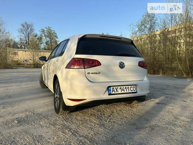 Білий Фольксваген e-Golf, об'ємом двигуна 0 л та пробігом 74 тис. км за 10700 $, фото 4 на Automoto.ua