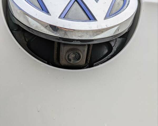 Білий Фольксваген e-Golf, об'ємом двигуна 0 л та пробігом 128 тис. км за 8300 $, фото 1 на Automoto.ua