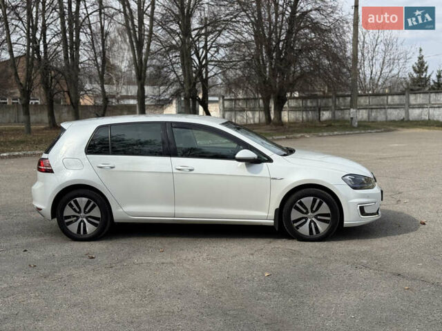 Білий Фольксваген e-Golf, об'ємом двигуна 0 л та пробігом 82 тис. км за 10500 $, фото 3 на Automoto.ua