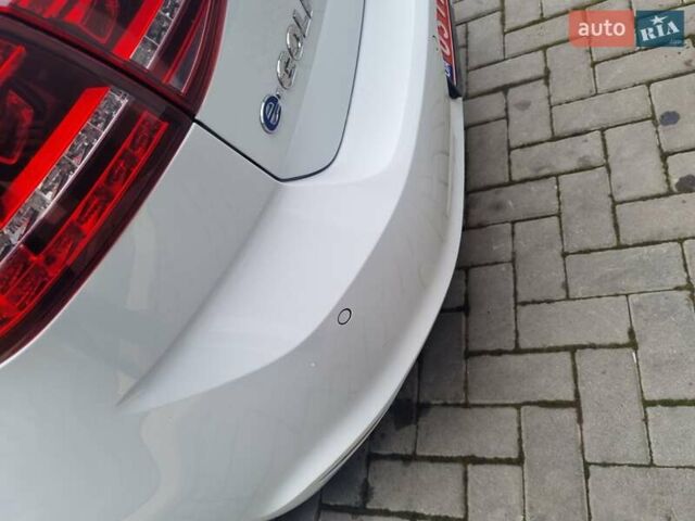 Белый Фольксваген e-Golf, объемом двигателя 0 л и пробегом 122 тыс. км за 7799 $, фото 22 на Automoto.ua