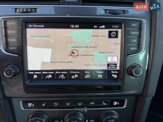 Белый Фольксваген e-Golf, объемом двигателя 0 л и пробегом 133 тыс. км за 9899 $, фото 5 на Automoto.ua