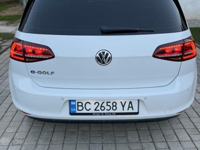 Білий Фольксваген e-Golf, об'ємом двигуна 0 л та пробігом 120 тис. км за 11000 $, фото 9 на Automoto.ua