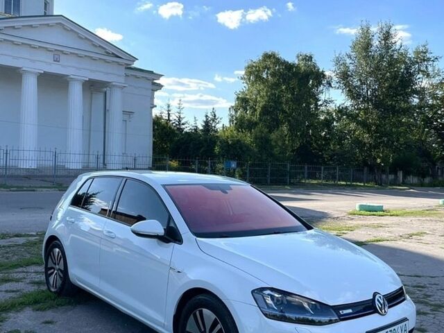Білий Фольксваген e-Golf, об'ємом двигуна 0 л та пробігом 98 тис. км за 8700 $, фото 6 на Automoto.ua