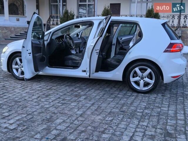 Білий Фольксваген e-Golf, об'ємом двигуна 0 л та пробігом 120 тис. км за 6900 $, фото 16 на Automoto.ua