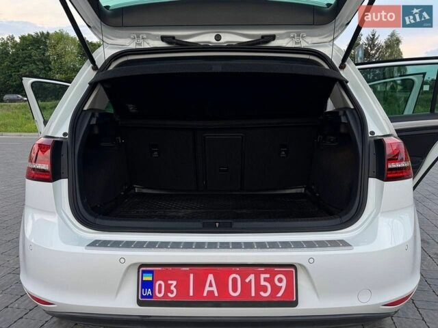 Білий Фольксваген e-Golf, об'ємом двигуна 0 л та пробігом 117 тис. км за 8450 $, фото 28 на Automoto.ua