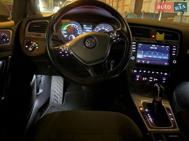 Білий Фольксваген e-Golf, об'ємом двигуна 0 л та пробігом 151 тис. км за 9200 $, фото 34 на Automoto.ua