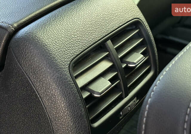 Белый Фольксваген e-Golf, объемом двигателя 0 л и пробегом 124 тыс. км за 8600 $, фото 23 на Automoto.ua