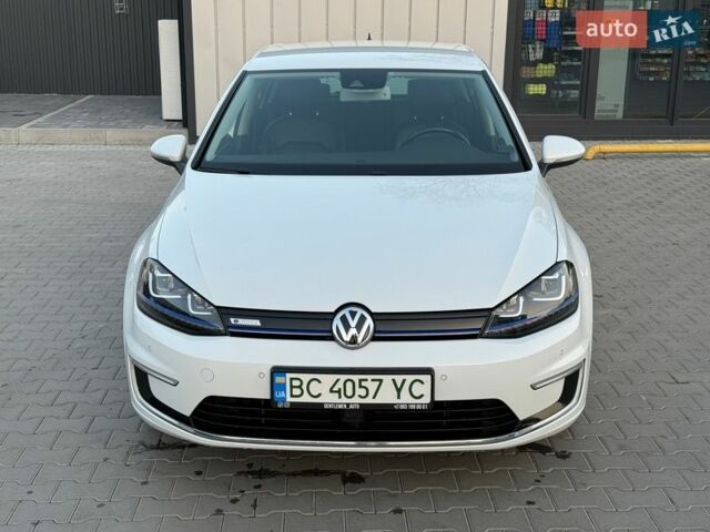 Белый Фольксваген e-Golf, объемом двигателя 0 л и пробегом 123 тыс. км за 9500 $, фото 13 на Automoto.ua