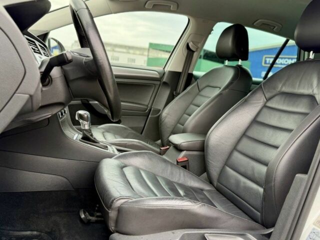 Белый Фольксваген e-Golf, объемом двигателя 0 л и пробегом 97 тыс. км за 9600 $, фото 9 на Automoto.ua