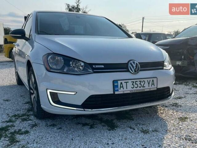 Белый Фольксваген e-Golf, объемом двигателя 0 л и пробегом 143 тыс. км за 9700 $, фото 1 на Automoto.ua