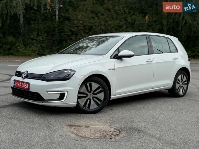 Белый Фольксваген e-Golf, объемом двигателя 0 л и пробегом 103 тыс. км за 8650 $, фото 13 на Automoto.ua