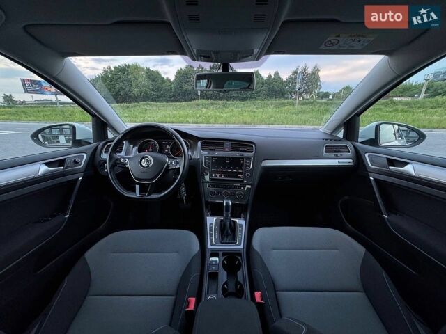 Білий Фольксваген e-Golf, об'ємом двигуна 0 л та пробігом 117 тис. км за 8450 $, фото 6 на Automoto.ua