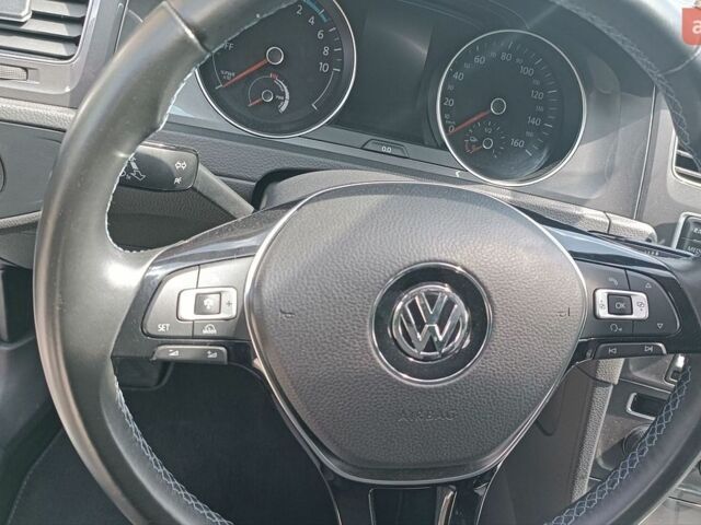 Білий Фольксваген e-Golf, об'ємом двигуна 0 л та пробігом 38 тис. км за 12000 $, фото 26 на Automoto.ua