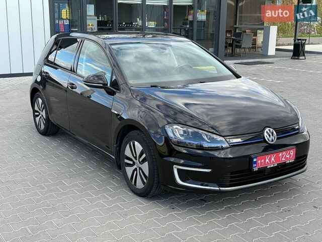 Белый Фольксваген e-Golf, объемом двигателя 0 л и пробегом 111 тыс. км за 9800 $, фото 14 на Automoto.ua