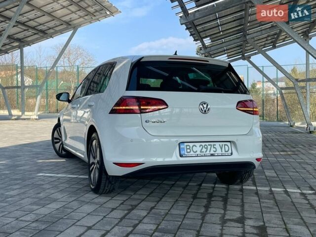 Білий Фольксваген e-Golf, об'ємом двигуна 0 л та пробігом 91 тис. км за 8490 $, фото 4 на Automoto.ua