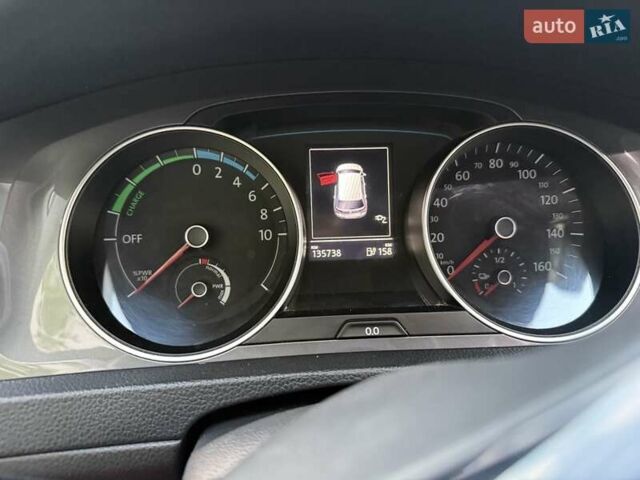 Белый Фольксваген e-Golf, объемом двигателя 0 л и пробегом 135 тыс. км за 8000 $, фото 8 на Automoto.ua