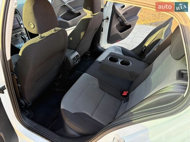 Білий Фольксваген e-Golf, об'ємом двигуна 0 л та пробігом 151 тис. км за 9200 $, фото 20 на Automoto.ua