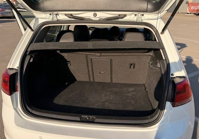 Білий Фольксваген e-Golf, об'ємом двигуна 0 л та пробігом 158 тис. км за 8500 $, фото 16 на Automoto.ua