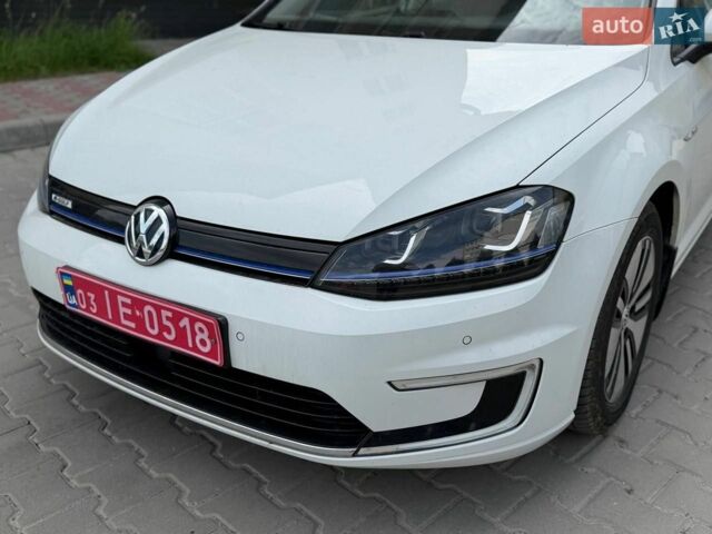 Білий Фольксваген e-Golf, об'ємом двигуна 0 л та пробігом 179 тис. км за 7500 $, фото 6 на Automoto.ua
