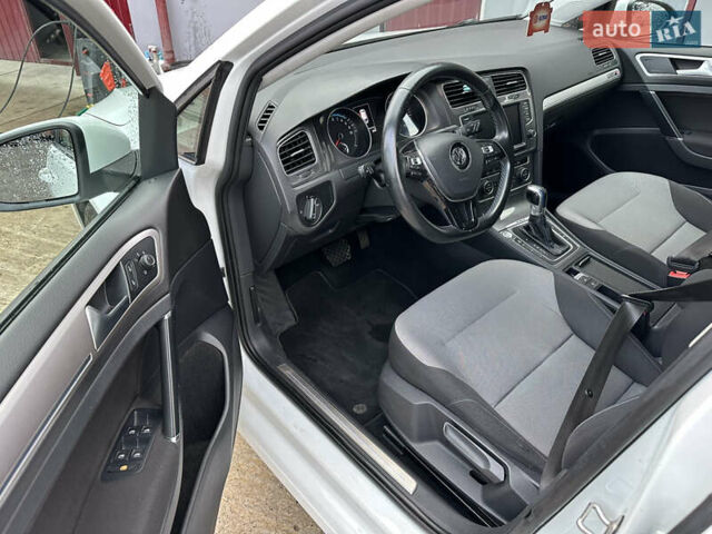 Білий Фольксваген e-Golf, об'ємом двигуна 0 л та пробігом 181 тис. км за 8200 $, фото 21 на Automoto.ua