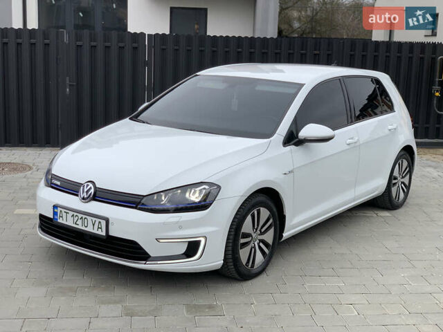 Белый Фольксваген e-Golf, объемом двигателя 0 л и пробегом 142 тыс. км за 8100 $, фото 22 на Automoto.ua