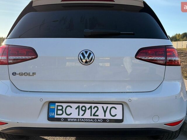 Білий Фольксваген e-Golf, об'ємом двигуна 0 л та пробігом 151 тис. км за 9200 $, фото 15 на Automoto.ua