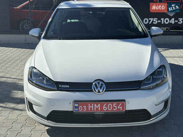 Белый Фольксваген e-Golf, объемом двигателя 0 л и пробегом 124 тыс. км за 8600 $, фото 8 на Automoto.ua