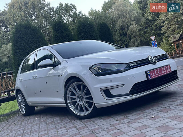 Білий Фольксваген e-Golf, об'ємом двигуна 0 л та пробігом 109 тис. км за 8500 $, фото 13 на Automoto.ua