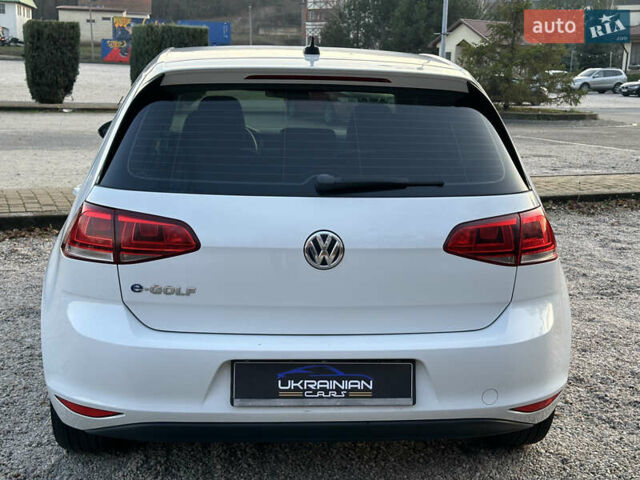 Белый Фольксваген e-Golf, объемом двигателя 0 л и пробегом 92 тыс. км за 7999 $, фото 8 на Automoto.ua