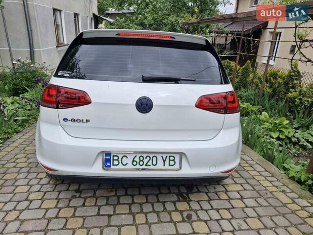 Белый Фольксваген e-Golf, объемом двигателя 0 л и пробегом 95 тыс. км за 8500 $, фото 5 на Automoto.ua