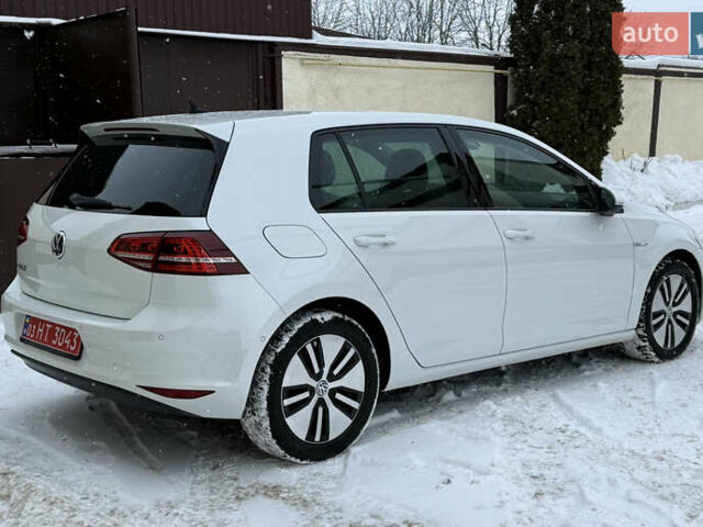 Белый Фольксваген e-Golf, объемом двигателя 0 л и пробегом 149 тыс. км за 8800 $, фото 17 на Automoto.ua