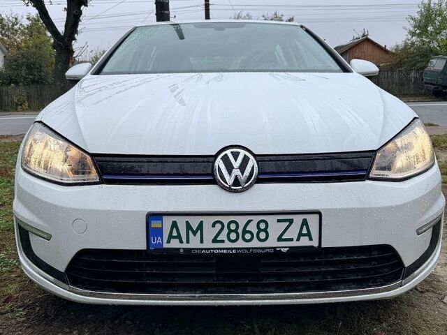 Білий Фольксваген e-Golf, об'ємом двигуна 0 л та пробігом 151 тис. км за 7200 $, фото 3 на Automoto.ua