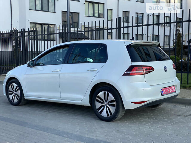 Белый Фольксваген e-Golf, объемом двигателя 0 л и пробегом 125 тыс. км за 13500 $, фото 30 на Automoto.ua