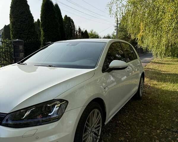Белый Фольксваген e-Golf, объемом двигателя 0 л и пробегом 140 тыс. км за 9450 $, фото 4 на Automoto.ua