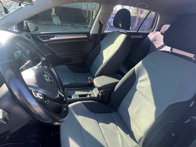 Білий Фольксваген e-Golf, об'ємом двигуна 0 л та пробігом 152 тис. км за 8500 $, фото 13 на Automoto.ua