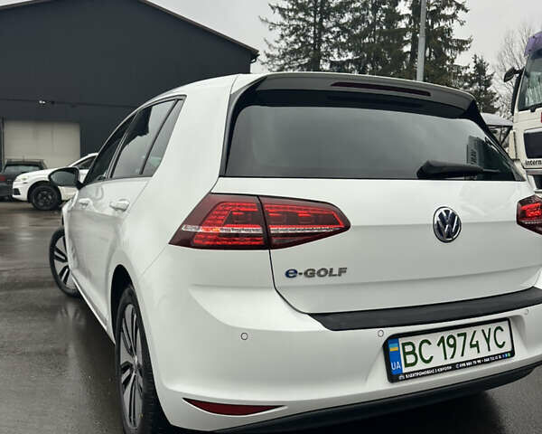 Білий Фольксваген e-Golf, об'ємом двигуна 0 л та пробігом 66 тис. км за 7500 $, фото 3 на Automoto.ua
