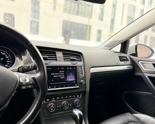 Білий Фольксваген e-Golf, об'ємом двигуна 0 л та пробігом 145 тис. км за 9300 $, фото 18 на Automoto.ua