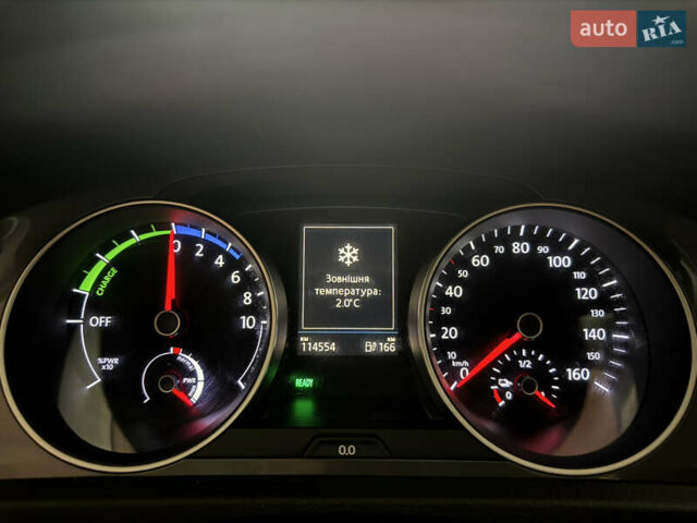 Білий Фольксваген e-Golf, об'ємом двигуна 0 л та пробігом 114 тис. км за 8700 $, фото 7 на Automoto.ua