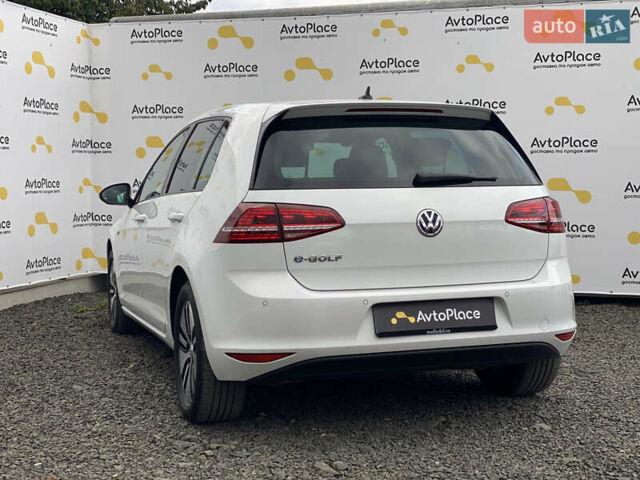Белый Фольксваген e-Golf, объемом двигателя 0 л и пробегом 132 тыс. км за 9500 $, фото 13 на Automoto.ua