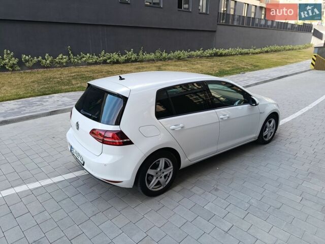 Белый Фольксваген e-Golf, объемом двигателя 0 л и пробегом 155 тыс. км за 7650 $, фото 4 на Automoto.ua