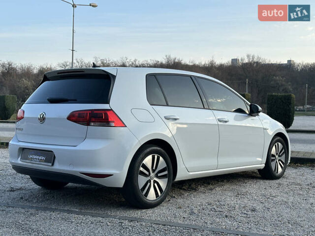 Белый Фольксваген e-Golf, объемом двигателя 0 л и пробегом 92 тыс. км за 7999 $, фото 6 на Automoto.ua