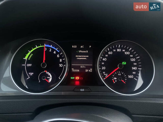 Белый Фольксваген e-Golf, объемом двигателя 0 л и пробегом 153 тыс. км за 8199 $, фото 12 на Automoto.ua
