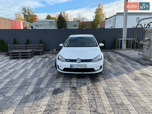 Белый Фольксваген e-Golf, объемом двигателя 0 л и пробегом 102 тыс. км за 7100 $, фото 8 на Automoto.ua