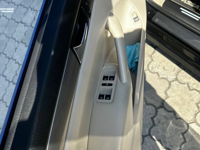 Белый Фольксваген e-Golf, объемом двигателя 0 л и пробегом 117 тыс. км за 8200 $, фото 3 на Automoto.ua